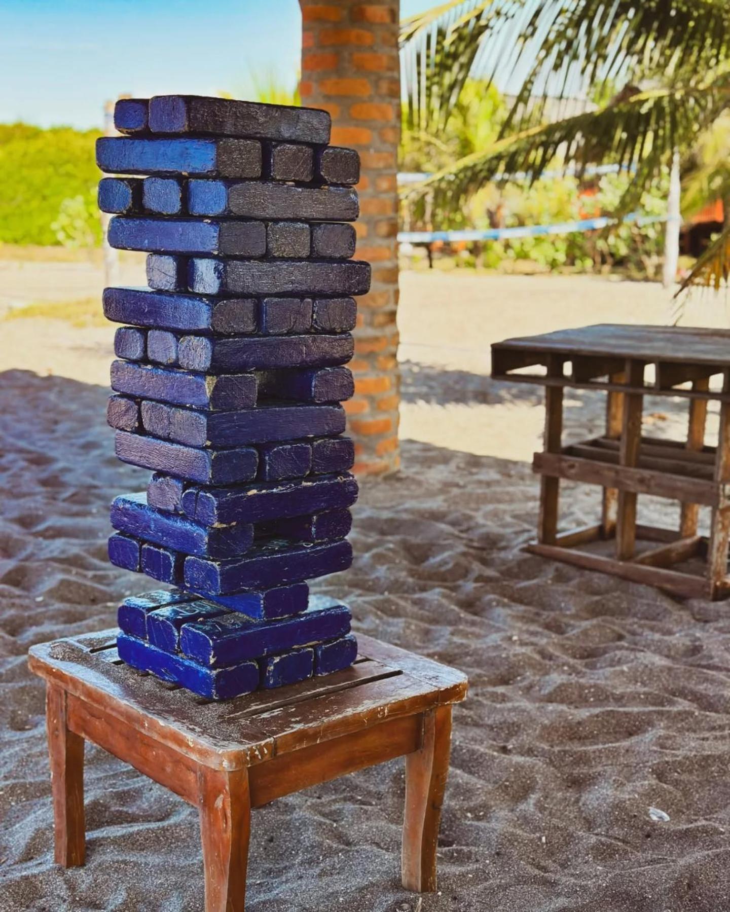 Surfing Turtle Lodge Poneloya Exterior photo